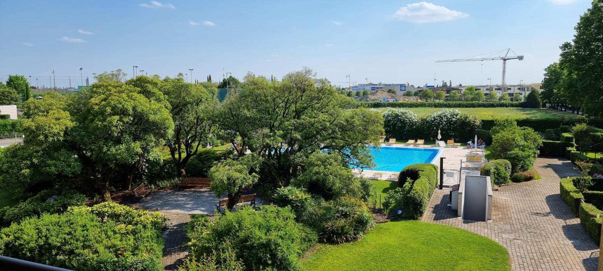 Dolce Blu Sirmione Lejlighed Rivoltella del Garda Eksteriør billede